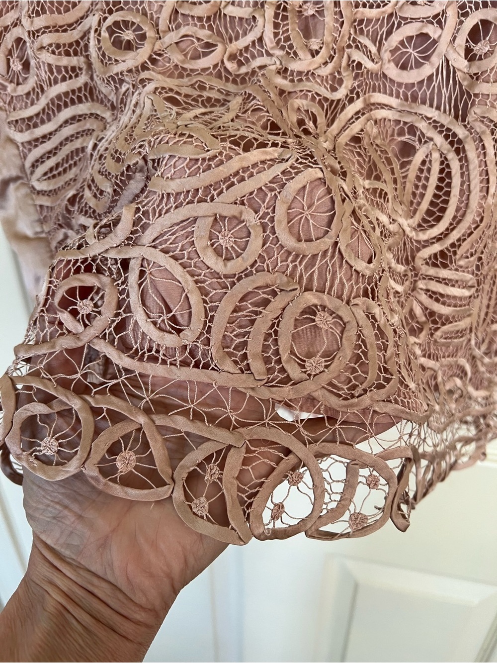 Vintage Soulmate 100% Silk Crochet Overlay Sleeveless Blouse Boho Festival Top - Picture 4 of 9